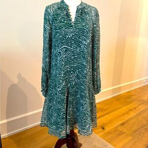 Joie Tariana dress. The perfect holiday dress! Joie brand beautiful fabric!